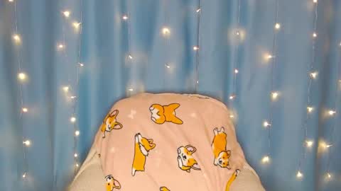 Snapshot of pink_pikachu_ chatting on 01/13/25, 01:23 Pikachu pika online show from 01/13/25, 01:23