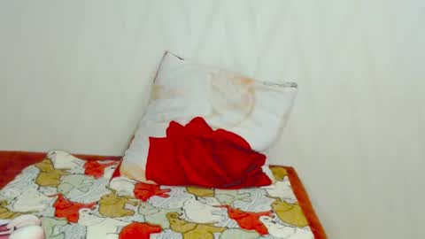 Snapshot of pink_pikachu_ chatting on 02/23/25, 07:49 Pikachu pika online show from 02/23/25, 07:49