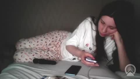 Snapshot of pink_pikachu_ chatting on 05/28/26, 06:05 Pikachu pika online show from 05/28/26, 06:05