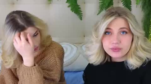 Snapshot of pinkadele chatting on 10/28/25, 09:46 Adele online show from 10/28/25, 09:46