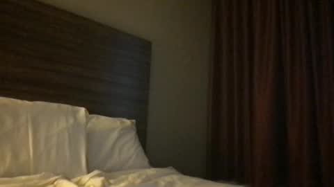 Snapshot of pinkcamerra80 chatting on 12/04/25, 02:37 Pink Camerra online show from 12/04/25, 02:37