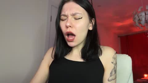 Snapshot of pinkdollylovv chatting on 01/12/25, 10:01 pinkdollylovv online show from 01/12/25, 10:01