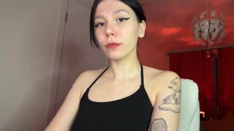 Snapshot of pinkdollylovv chatting on 02/01/25, 10:23 pinkdollylovv online show from 02/01/25, 10:23