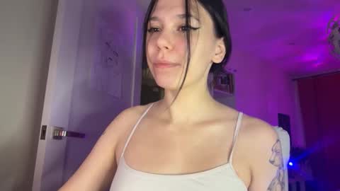 Snapshot of pinkdollylovv chatting on 09/24/25, 09:40 pinkdollylovv online show from 09/24/25, 09:40