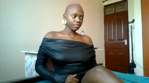 Snapshot of pinkdomina01 chatting on 07/08/26, 05:56 pinkdomina01 online show from 07/08/26, 05:56