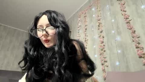 Snapshot of pinkfondness chatting on 03/06/26, 10:17 Genee online show from 03/06/26, 10:17