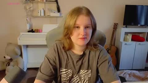 pinkiep1e online show from 05/05/26, 03:03