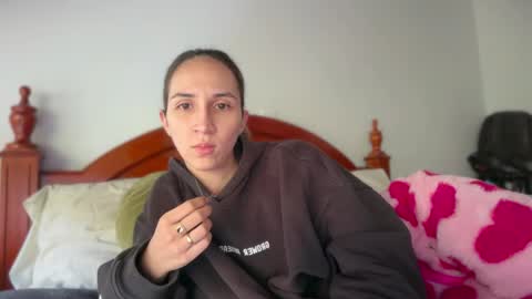 Pinkilola online show from 05/29/26, 04:49