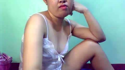 Snapshot of pinkish_shine chatting on 02/25/25, 08:58 Hi its me shine online show from 02/25/25, 08:58