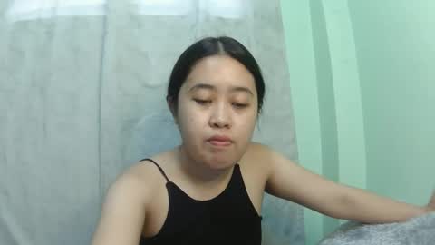 Snapshot of pinkish_shine chatting on 03/11/25, 05:38 Hi its me shine online show from 03/11/25, 05:38
