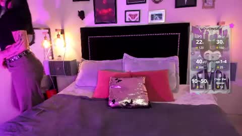 PINKK online show from 06/21/26, 12:08
