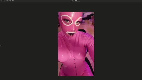 Snapshot of pinklatexgurl chatting on 03/22/26, 06:11 pinklatexgurl online show from 03/22/26, 06:11