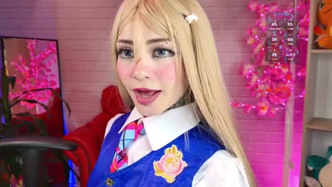 Snapshot of pinkloly69 chatting on 01/13/25, 05:33 LUISA online show from 01/13/25, 05:33