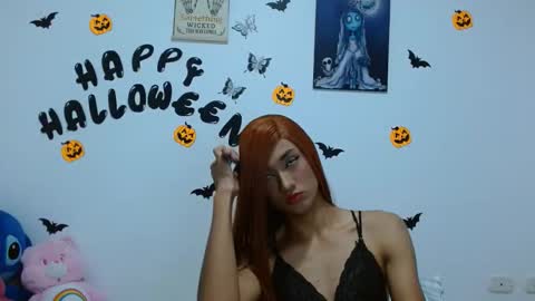 pinkluna0 online show from 10/27/25, 11:47