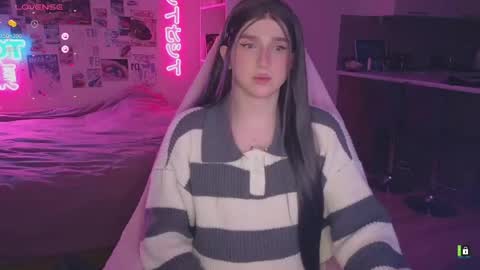 pinkvenom_ online show from 04/25/26, 04:37