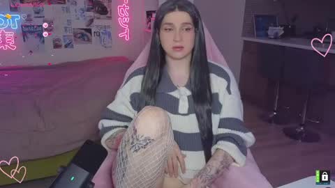 Snapshot of pinkvenom_ chatting on 05/20/26, 02:23 pinkvenom_ online show from 05/20/26, 02:23