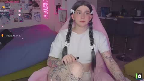 pinkvenom_ online show from 07/15/26, 04:23