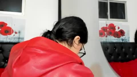 pinky_f00x online show from 06/11/26, 12:32