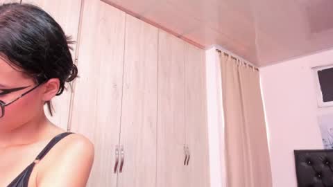 pinky_f00x online show from 06/23/26, 07:23