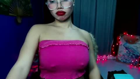 Tina online show from 10/26/25, 04:13