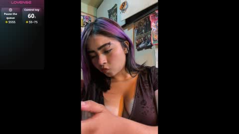 Snapshot of pinkybombon chatting on 04/02/26, 01:03 renata online show from 04/02/26, 01:03