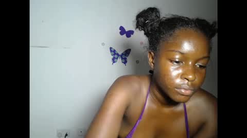 pinkykiki_247 online show from 11/27/25, 09:28