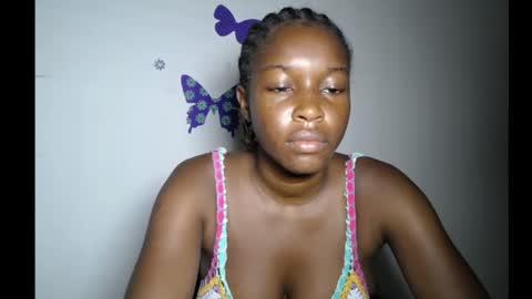 pinkykiki_247 online show from 12/15/25, 03:55