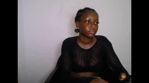 Snapshot of pinkykiki_247 chatting on 04/26/26, 05:54 pinkykiki_247 online show from 04/26/26, 05:54