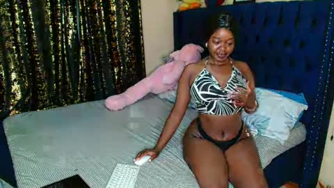 Pinky online show from 12/11/24, 12:33