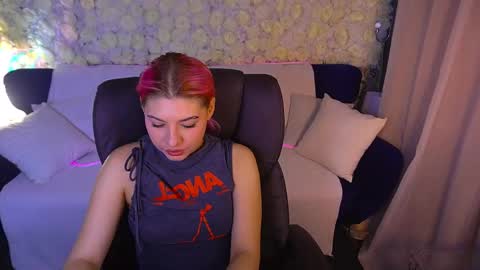 Snapshot of pinkytrix chatting on 05/27/26, 06:10 pinkytrix online show from 05/27/26, 06:10