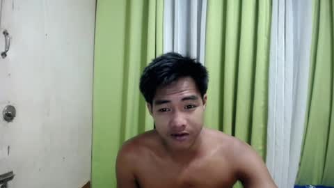 Snapshot of pinoy_brix chatting on 06/16/26, 08:44 pinoy_brix online show from 06/16/26, 08:44