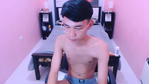 Snapshot of pinoydaksstream chatting on 07/16/26, 01:55 pinoydaksstream online show from 07/16/26, 01:55
