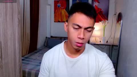 ethan online show from 02/05/25, 04:27