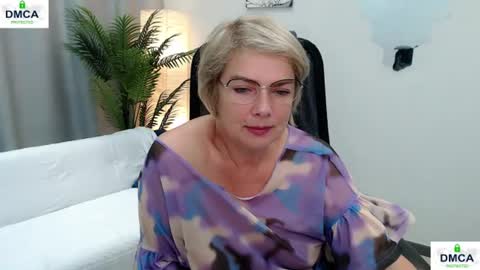 Snapshot of pion_s chatting on 06/25/26, 03:50 Bella online show from 06/25/26, 03:50