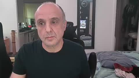 Snapshot of pip10 chatting on 02/20/26, 01:55 pip10 online show from 02/20/26, 01:55