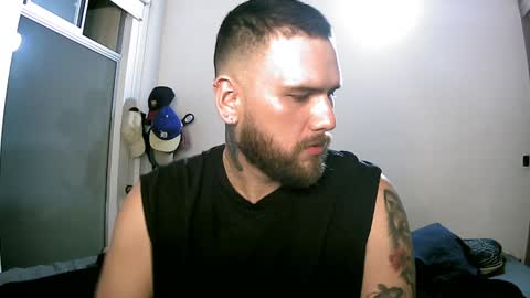 Snapshot of pipe1203 chatting on 01/14/25, 02:50 pipe1203 online show from 01/14/25, 02:50