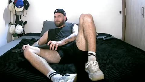 Snapshot of pipe1203 chatting on 01/20/25, 11:10 pipe1203 online show from 01/20/25, 11:10