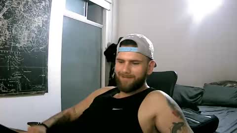 Snapshot of pipe1203 chatting on 11/12/25, 10:41 pipe1203 online show from 11/12/25, 10:41