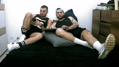 Snapshot of pipe1203 chatting on 02/09/26, 11:42 pipe1203 online show from 02/09/26, 11:42