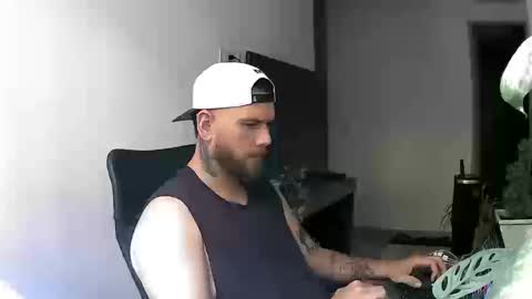 Snapshot of pipe1203 chatting on 03/16/26, 04:33 pipe1203 online show from 03/16/26, 04:33