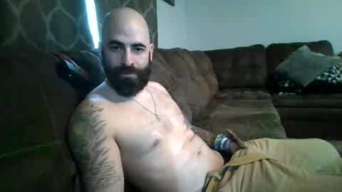 Snapshot of pipepablo13 chatting on 03/27/26, 03:45 Pipepablo13 online show from 03/27/26, 03:45