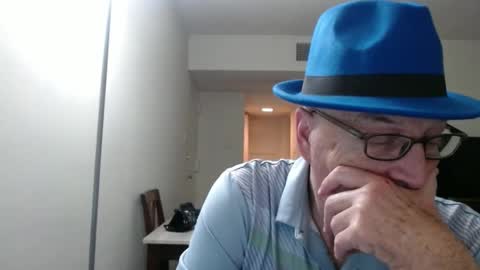 Snapshot of pipewizard chatting on 02/02/25, 11:21 pipewizard online show from 02/02/25, 11:21