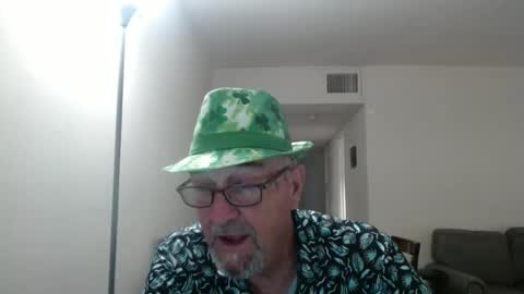 Snapshot of pipewizard chatting on 09/10/25, 11:27 pipewizard online show from 09/10/25, 11:27