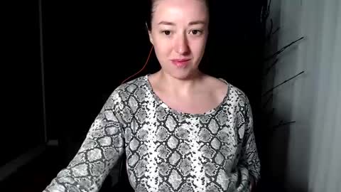 piscesgirl06 online show from 10/06/25, 03:59