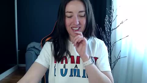 Snapshot of piscesgirl06 chatting on 04/20/26, 04:59 piscesgirl06 online show from 04/20/26, 04:59