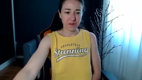 Snapshot of piscesgirl06 chatting on 06/24/26, 03:49 piscesgirl06 online show from 06/24/26, 03:49