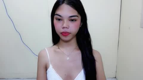 Snapshot of pitchy_pitch chatting on 04/03/26, 08:18 The Girl Named Eyve online show from 04/03/26, 08:18
