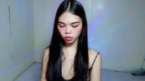 Snapshot of pitchy_pitch chatting on 05/04/26, 03:19 The Girl Named Eyve online show from 05/04/26, 03:19