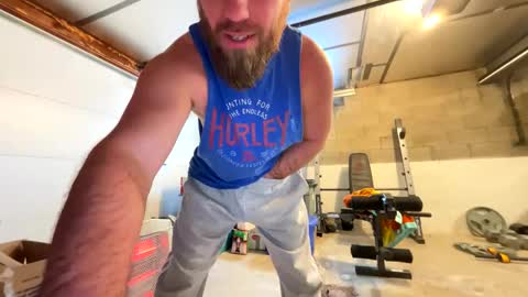 Snapshot of pitt821 chatting on 02/09/26, 09:30 Mike online show from 02/09/26, 09:30