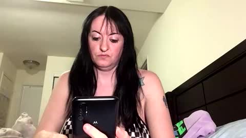 Trash Kitten online show from 06/10/26, 02:01